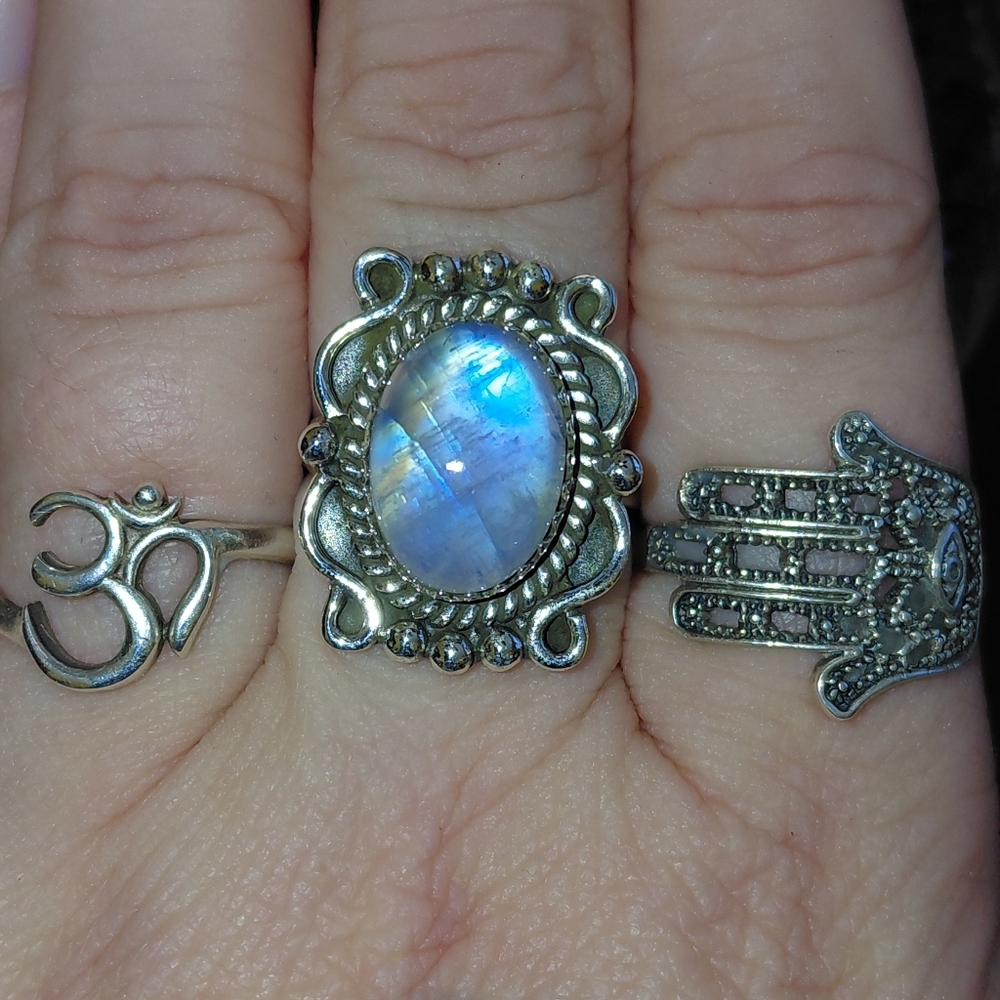 Sterling Silver Moonstone Vintage Style Statement Ring - Picture 7 of 15